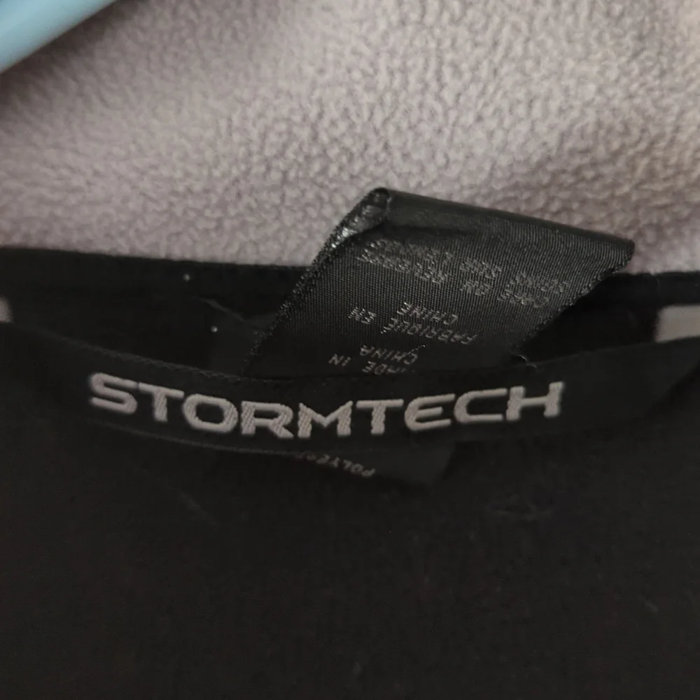 Stormtech Jacket Size Small - Picture 4 of 7